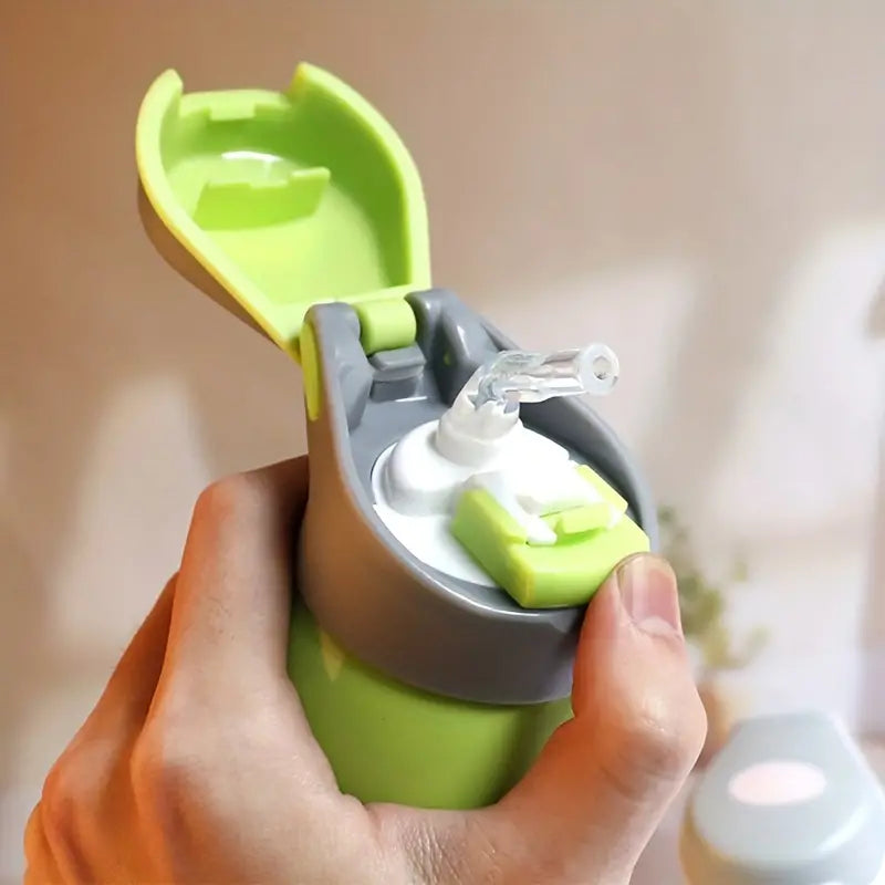Stylish Vacuum Insulated Stainless Steel Sports Cup with Straw - Green (500ml)